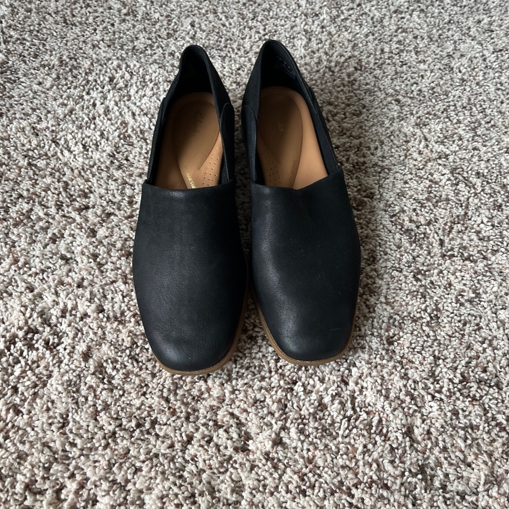 Clanks  black size 7